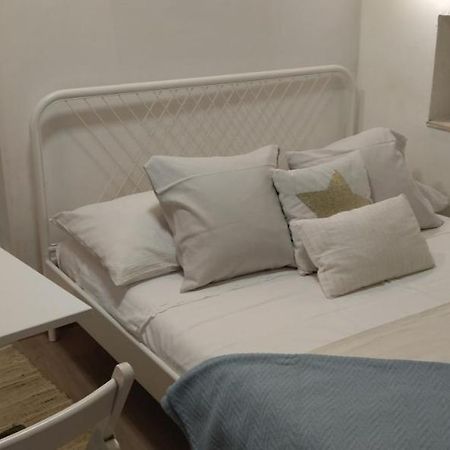 Tiny Studio In City Center Stone House Сплит Екстериор снимка